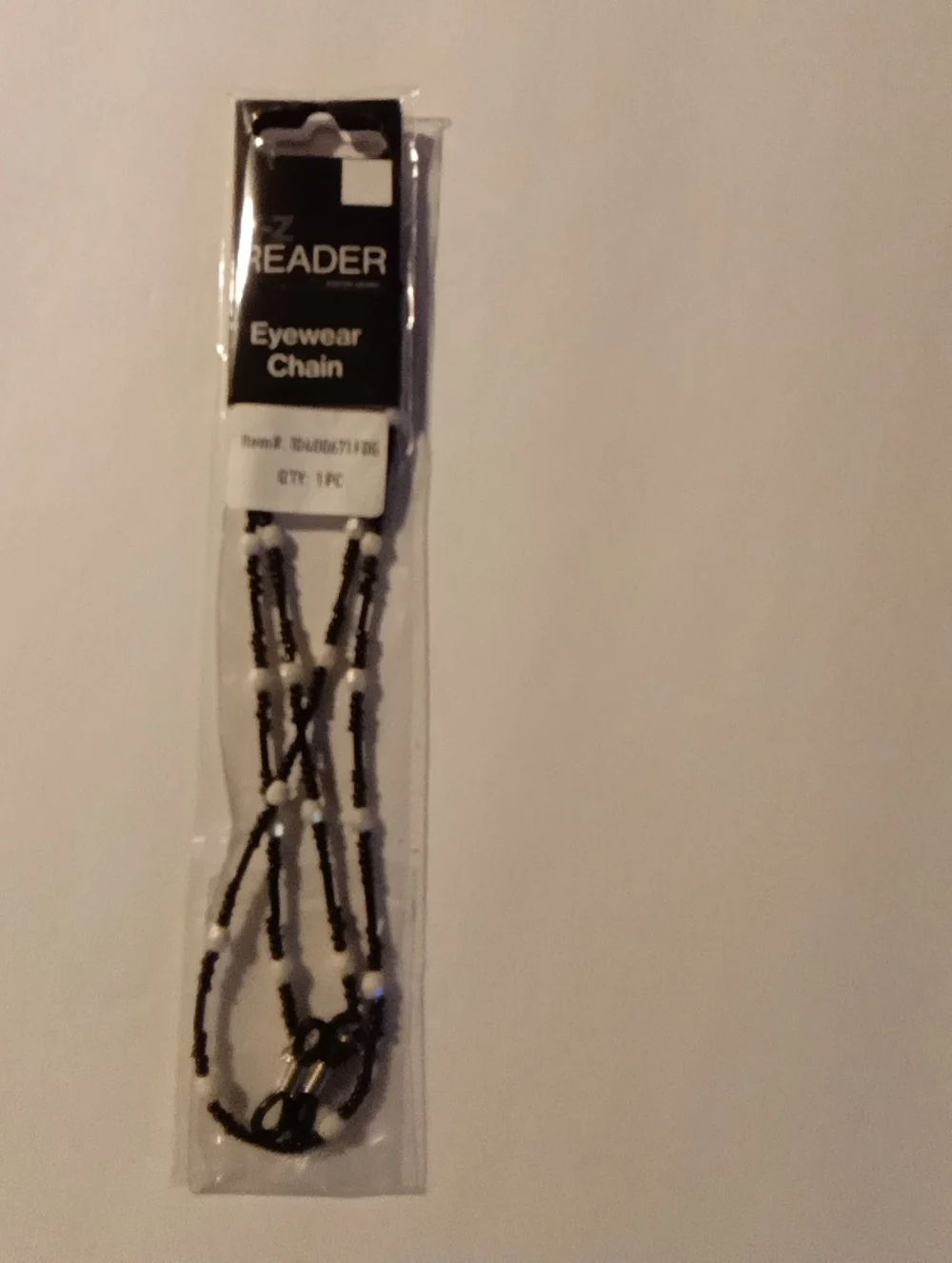 Black and White Beaded Eyewear Chain
